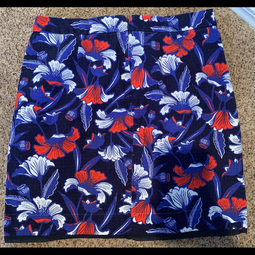 J CRew multi flower skirt with pockets